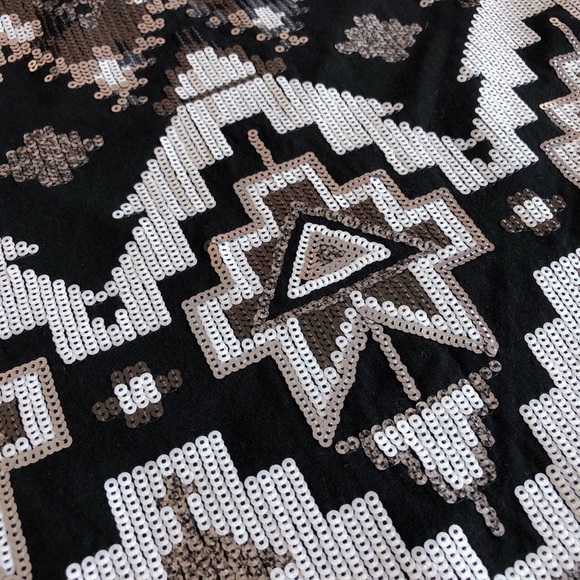 Express Sequin Skirt (black, white, silver) - Picture 2 of 4